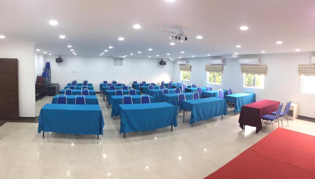 Langkawi De Bleu Hotel Kuah Buitenkant foto